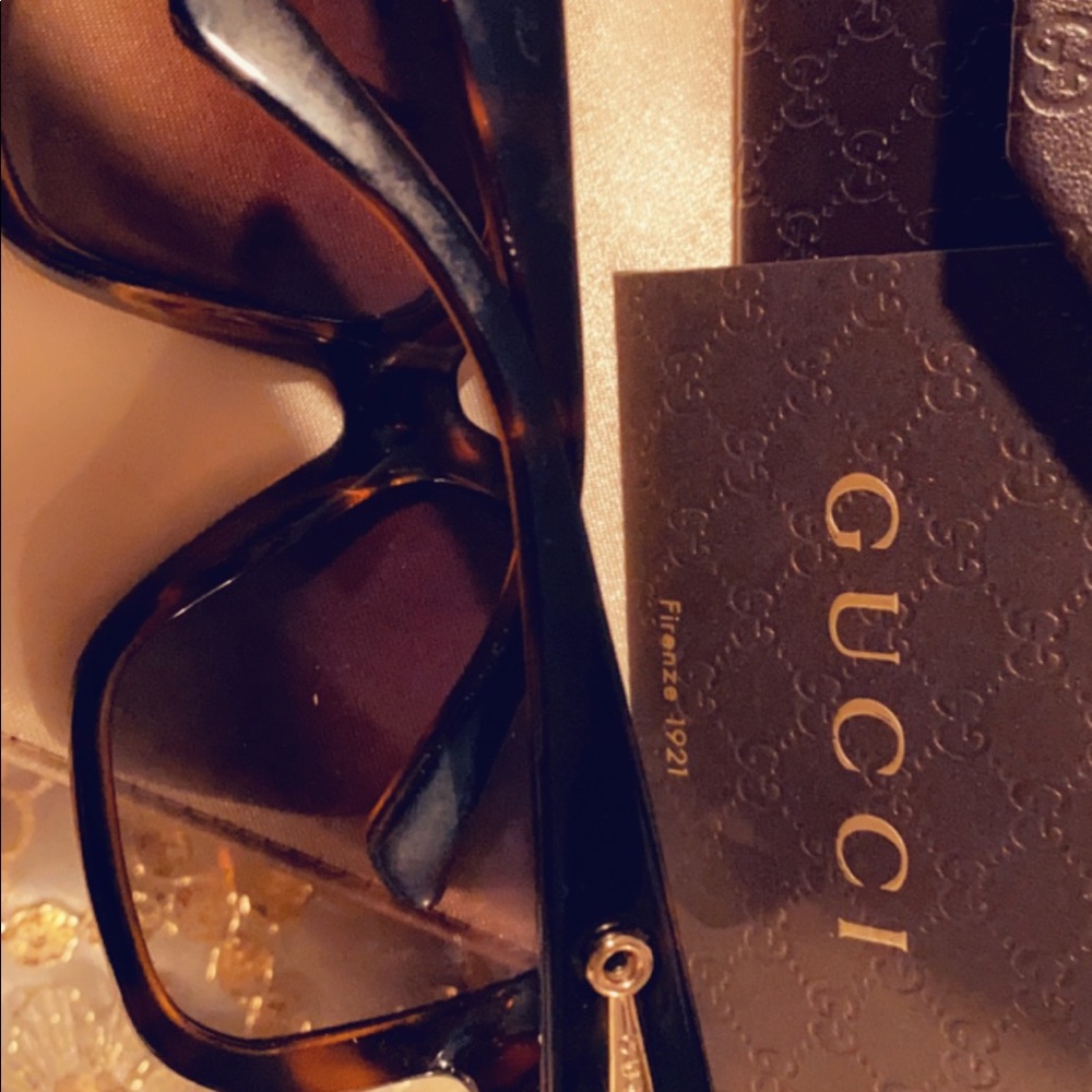 Sunglasses - Picture 2 of 4